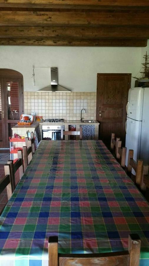 Affittacamere Luti Massama Luaran gambar