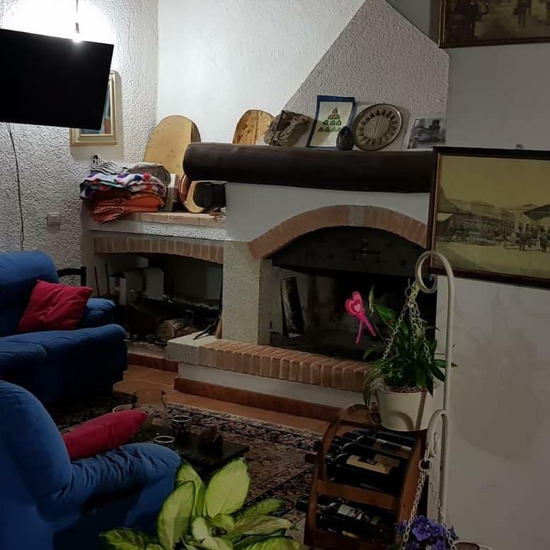 Affittacamere Luti Massama Luaran gambar